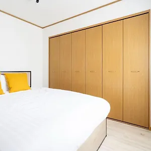 House Honkan Apartment Osaka